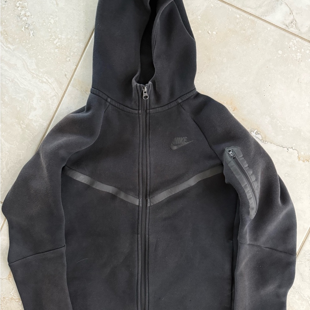 Nike Tech Kids Black Jacket Youth Large